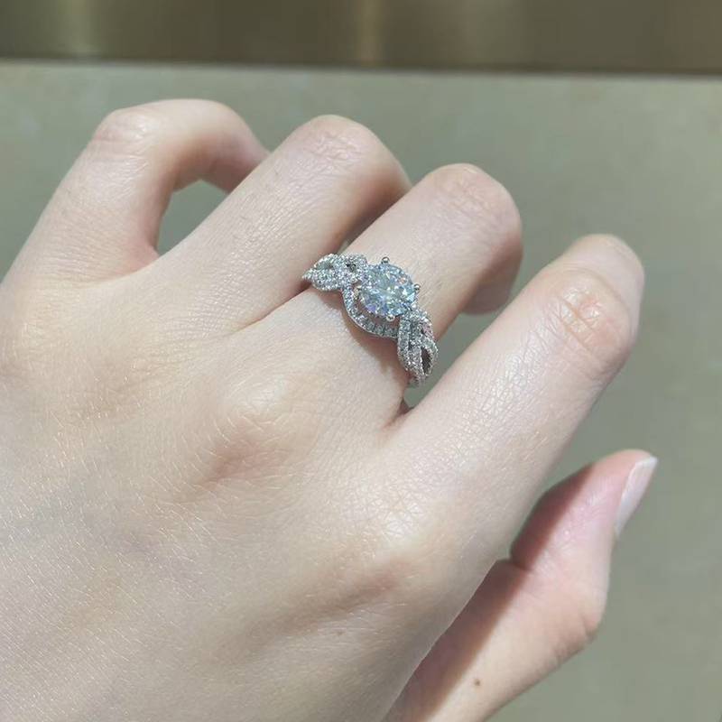 单头Women's RingS925银镀白金定制选款主石Moissanite1.0ct/副石高碳钻